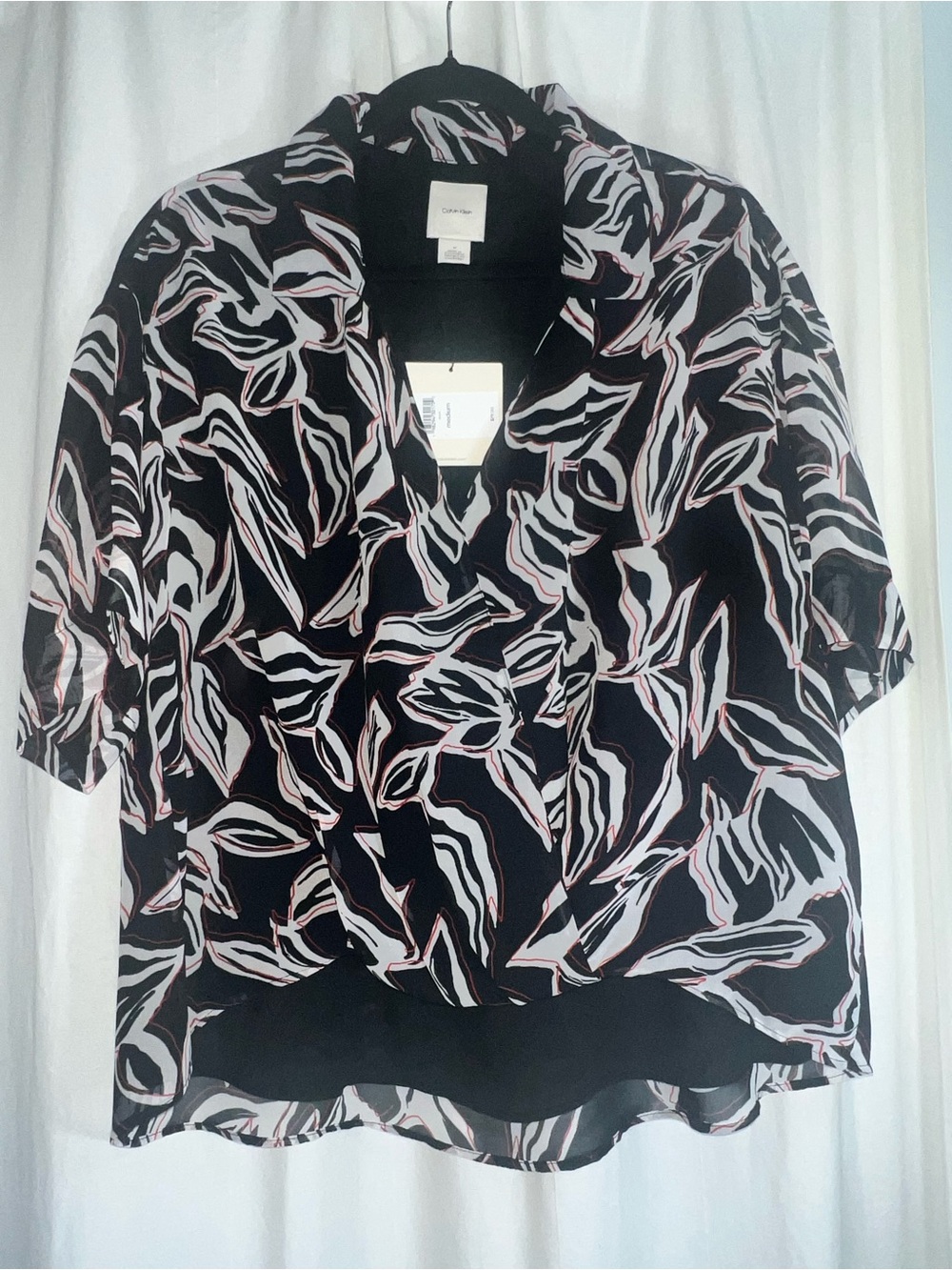 Calvin Klein Black, White & Pink Abstract Print V-Neck Blouse